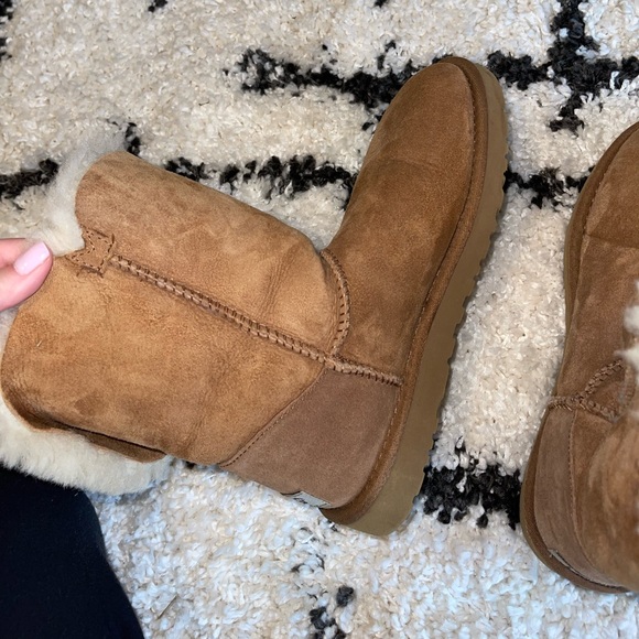 UGG Boots - Picture 9 of 11